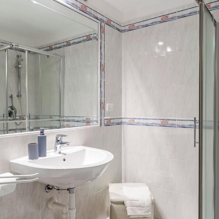 Luci sul Lago - Appartamento con 2 Camere da Letto - 10