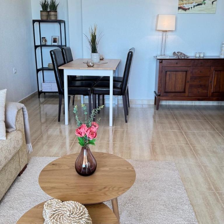LMHA31 Seychelles, 1 Bedroom Apartment, La Manga - One-Bedroom Apartment - 12