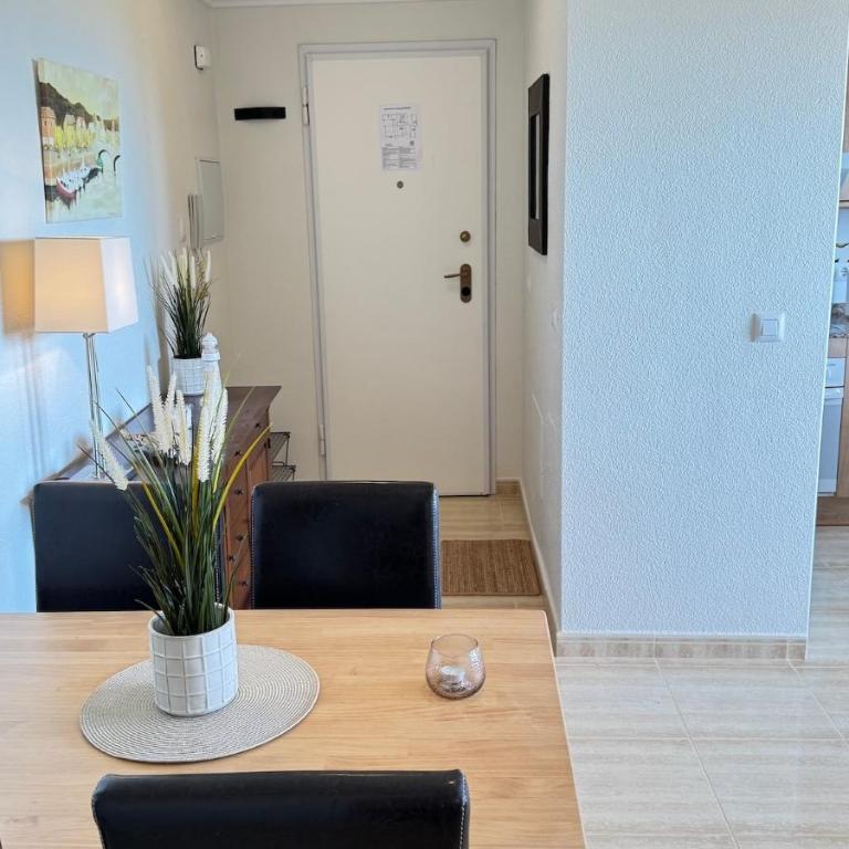 LMHA31 Seychelles, 1 Bedroom Apartment, La Manga - One-Bedroom Apartment - 70