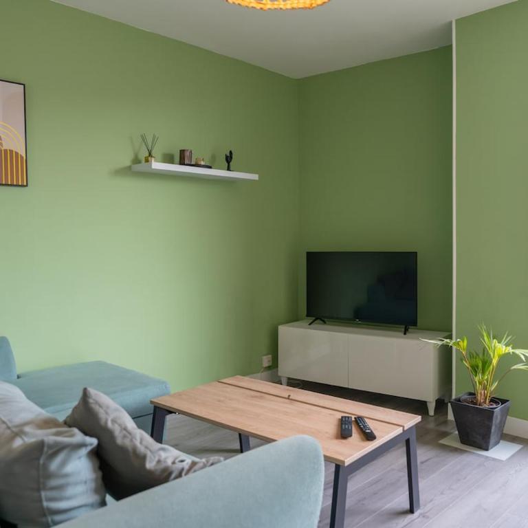 T3 Lumineux - 4 personnes - parking et Wi-Fi - Appartement 2 Chambres - 1