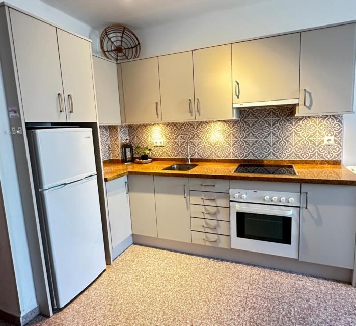 Right by the pool area in Capistrano Village - Apartamento de 1 dormitorio - 20