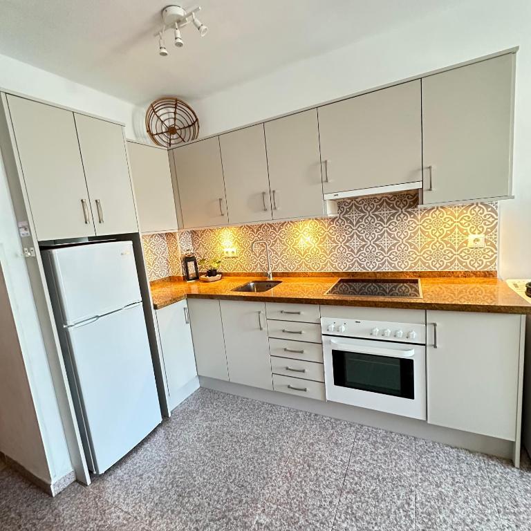 Right by the pool area in Capistrano Village - Apartamento de 1 dormitorio - 16