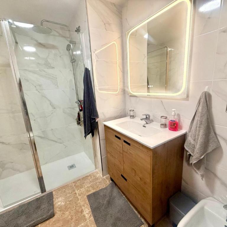 amplio piso de 3 habitaciones cerca de la playa arenal - Apartamento de 3 dormitorios - 14