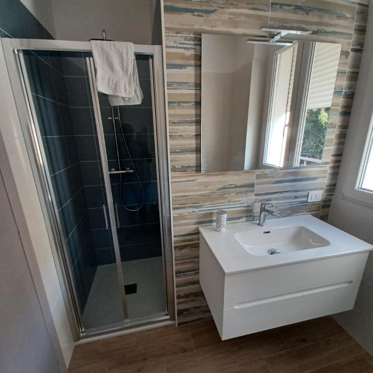 I 3 Gemelli Bed and Breakfast - Camera Deluxe Matrimoniale con Vista Mare - 3