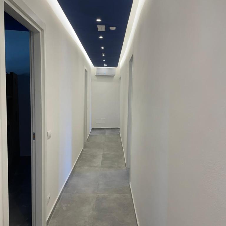 Hotel Paola - Posto Letto in Dormitorio Misto con 4 Letti - 11