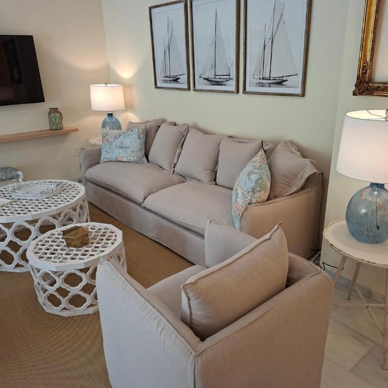 Holidays & Home Los Limones de Génova ,150 m playa Elviria - Apartamento de 3 dormitorios con vistas - 11