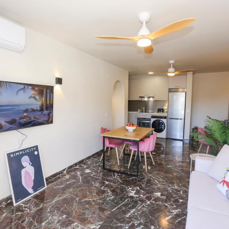 Costa Suite Sea View, Tesorillo - Apartamento de 1 dormitorio - 2