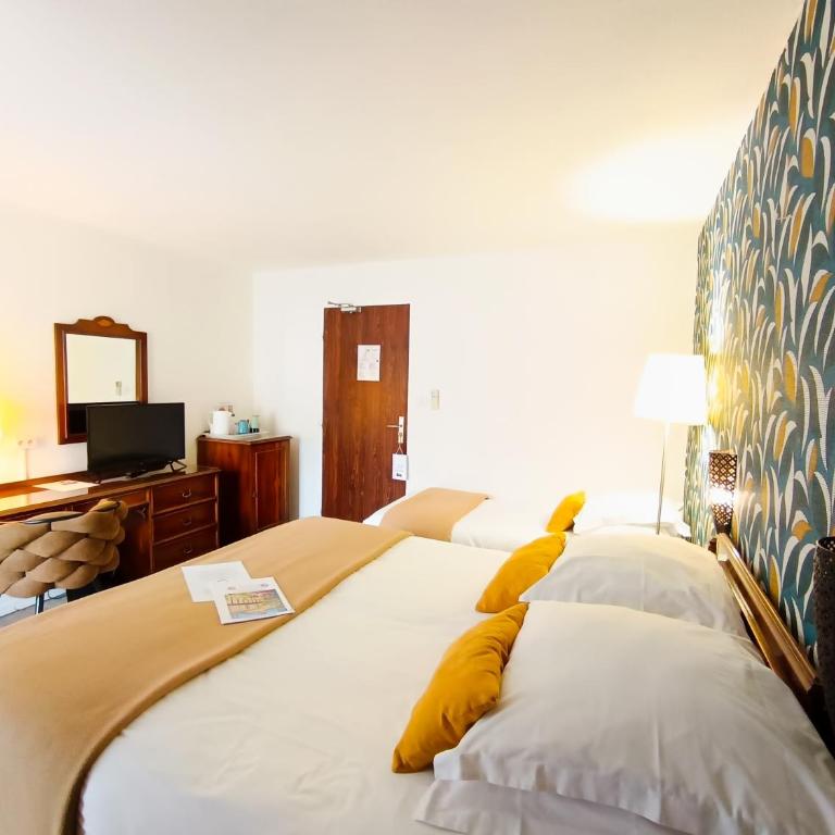 Hotel Des Tuileries - Chambre Triple - 9