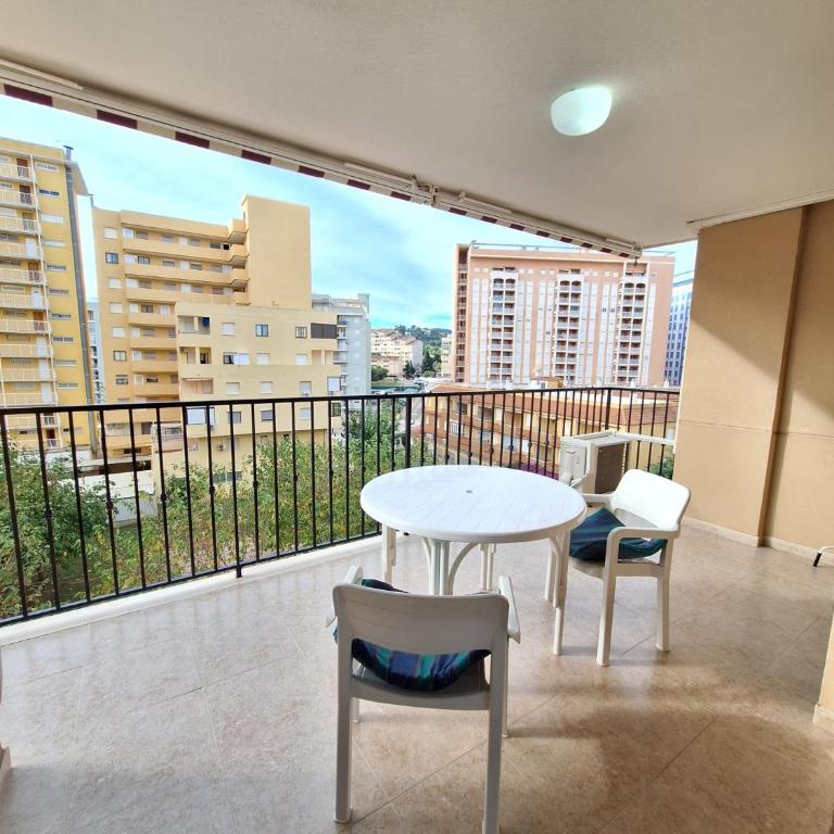 2 minutos de la playa andando!! - Apartamento Familiar de 2 dormitorios con vistas - 3