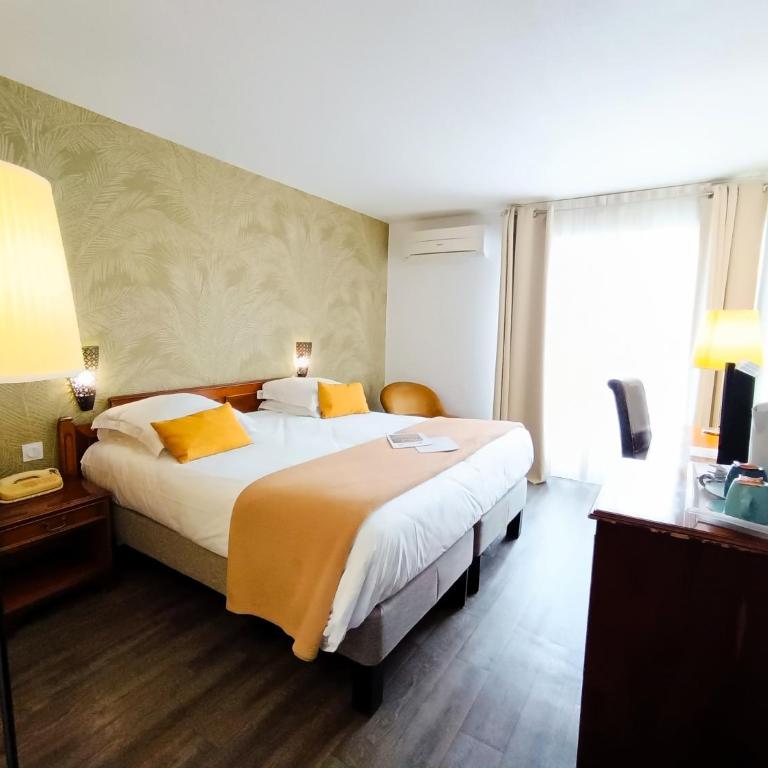 Hotel Des Tuileries - Chambre Double avec Balcon - 21