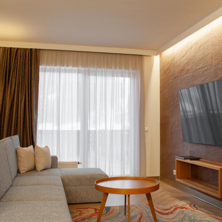 Sissi Park - One-Bedroom Apartment with Sauna - 4
