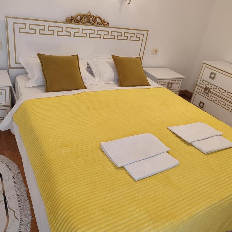 Talia apartments & pool - Family Suite with Balcony - 13