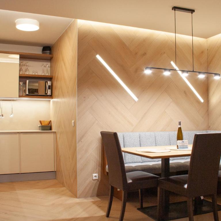 Sissi Park - One-Bedroom Apartment with Sauna - 6