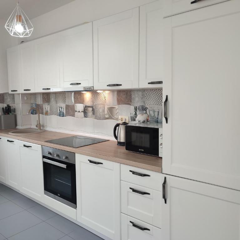 Talia apartments & pool - Family Suite with Balcony - 33