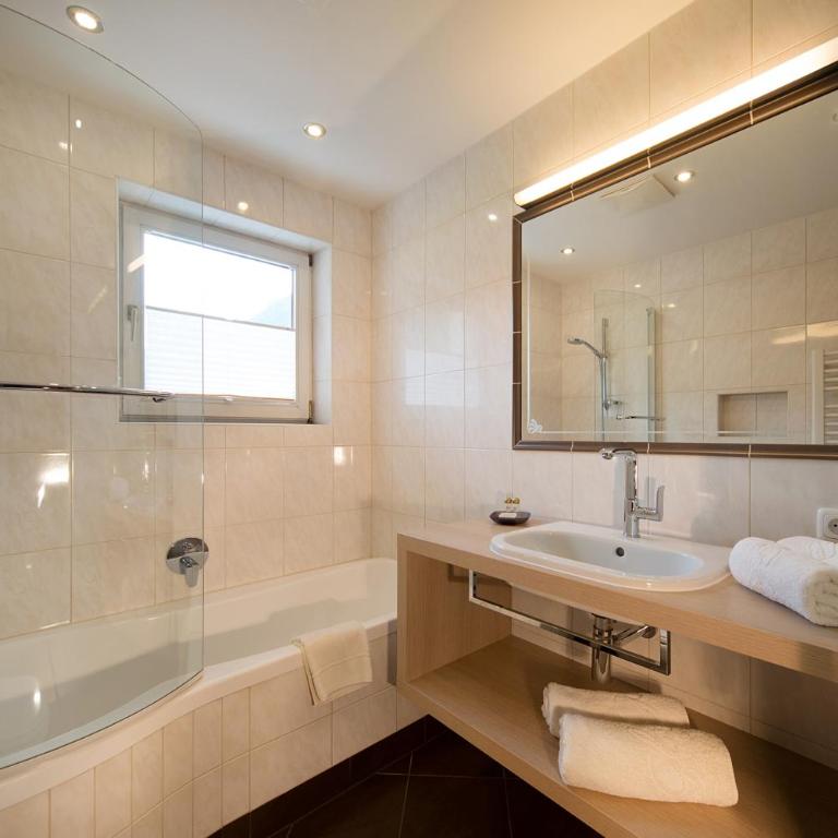 Hotel Garni Glockenstuhl - Comfort Alpine - 3