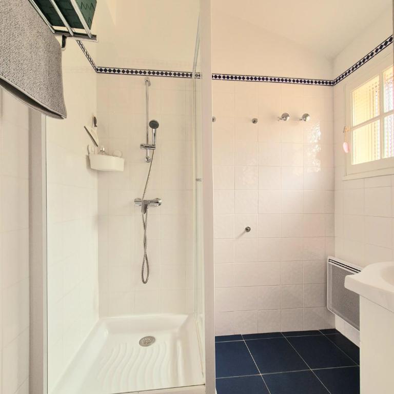 Appartement T2, proche plage, climatisé et parking privé - Apartamento de 1 dormitorio con balcón - 21