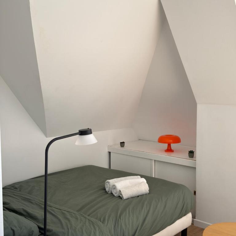 Large European Parliament Studio - Apartamento de 1 dormitorio - 2