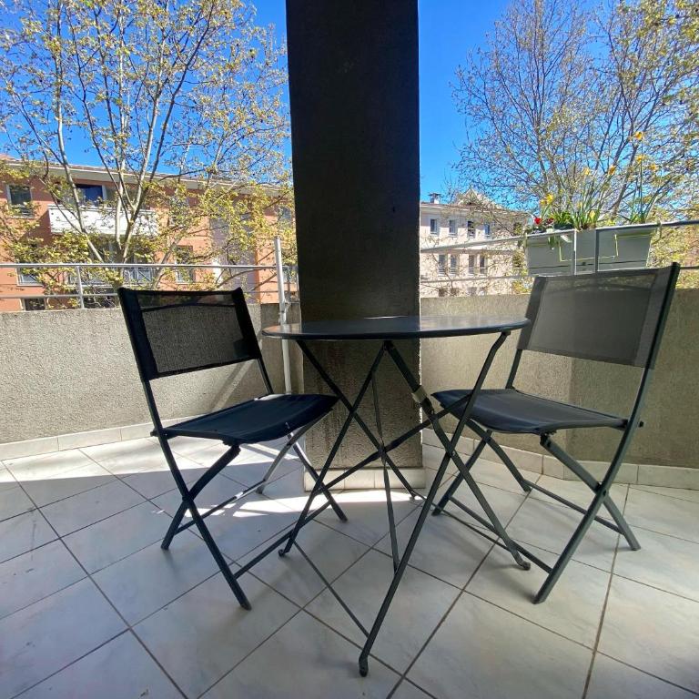 Spacieux T2 au Rives du Lez, Parking, proche Gares et Centre ville - One-Bedroom Apartment - 10