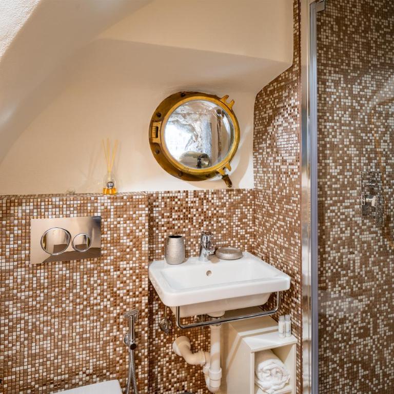 Trésor de Chambre, Bordighera - Studio - 23