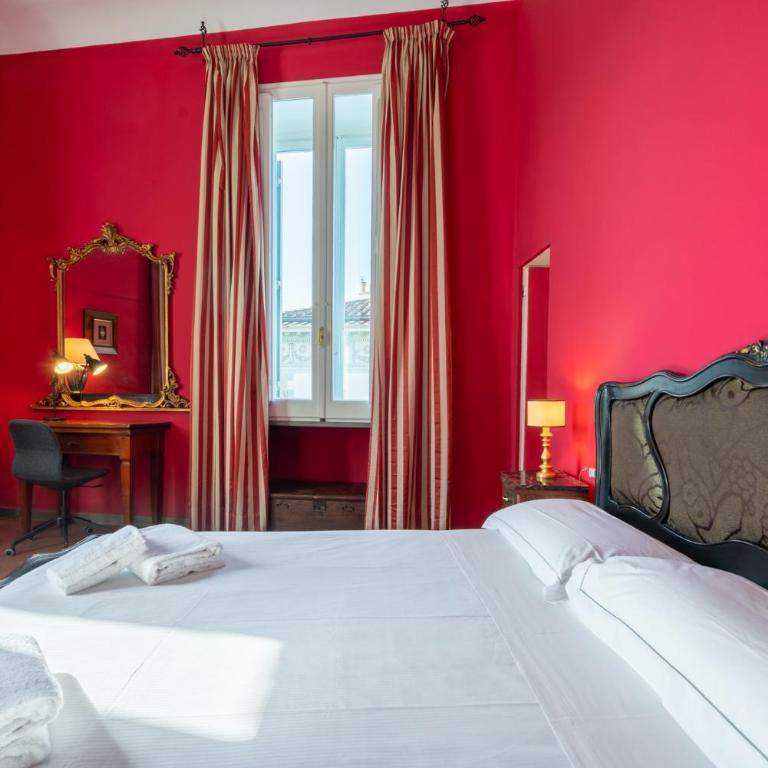 Ruby - One-Bedroom Apartment - 32