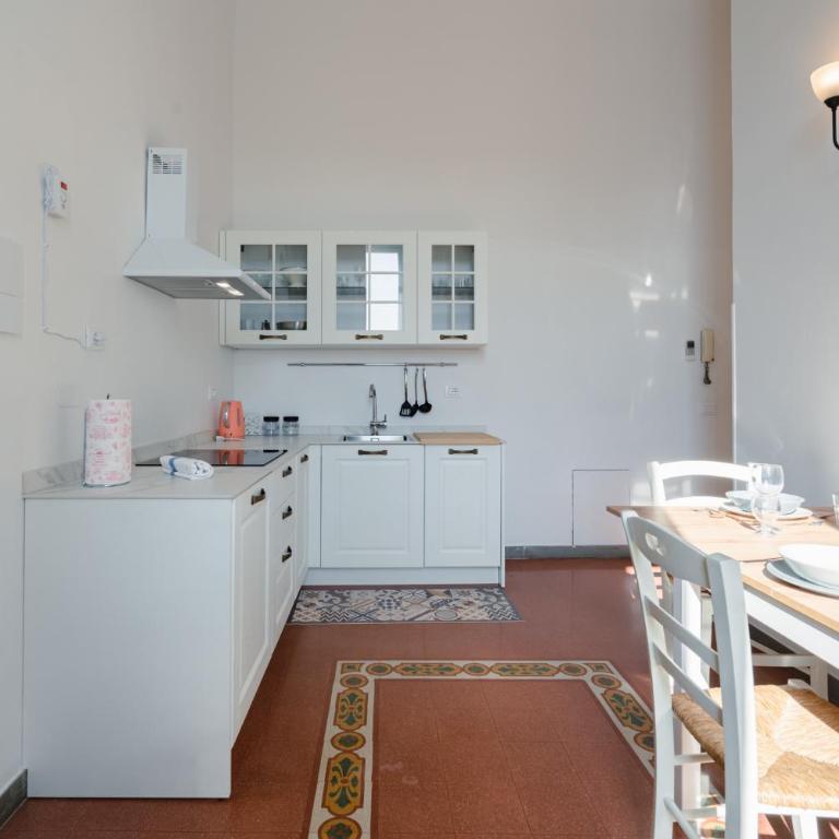 Ruby - One-Bedroom Apartment - 35