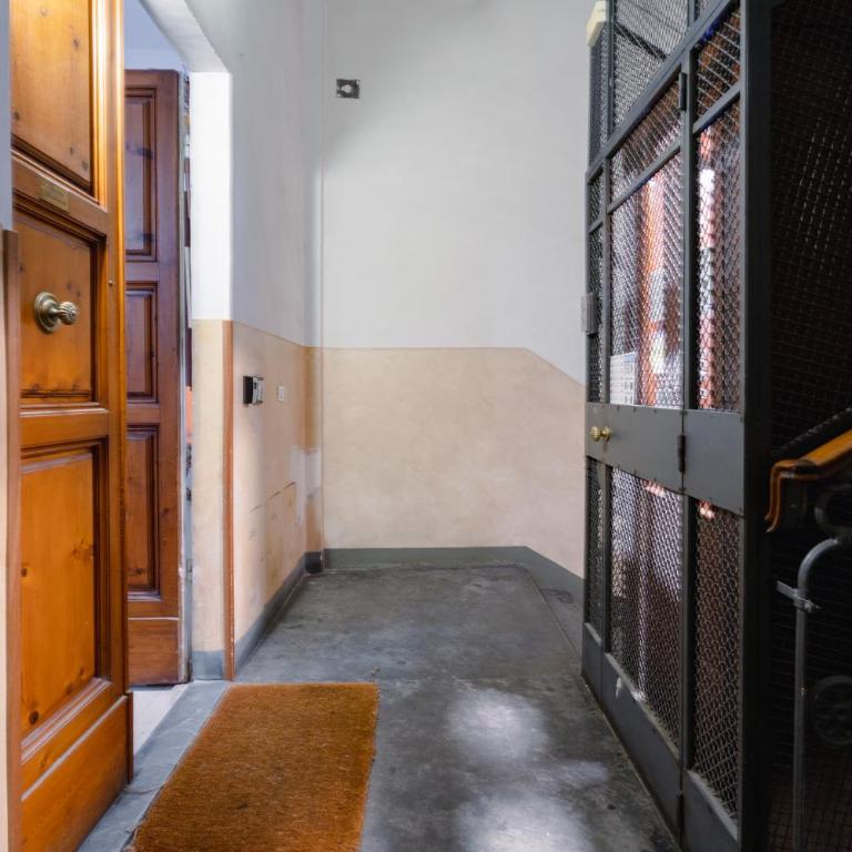 Ruby - One-Bedroom Apartment - 42