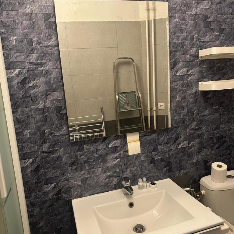 Superbe Studio Miromesnil Elysée - One-Bedroom Apartment - 10