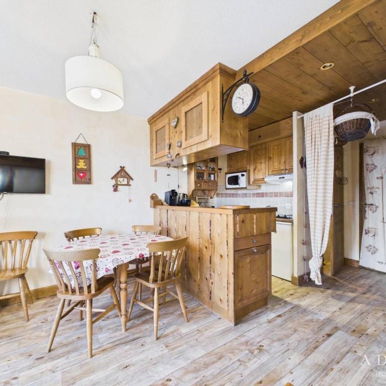 Charmant 3P Centre Station avec Parking et TV - FR-1-398-559 - Appartement (6 Adultes) - 4