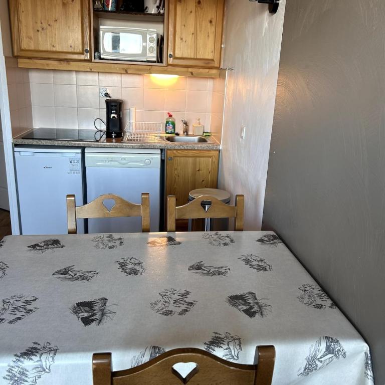 Appartement 6 personnes au coeur de la station Les Orres 1800m - Apartment mit 2 Schlafzimmern - 6