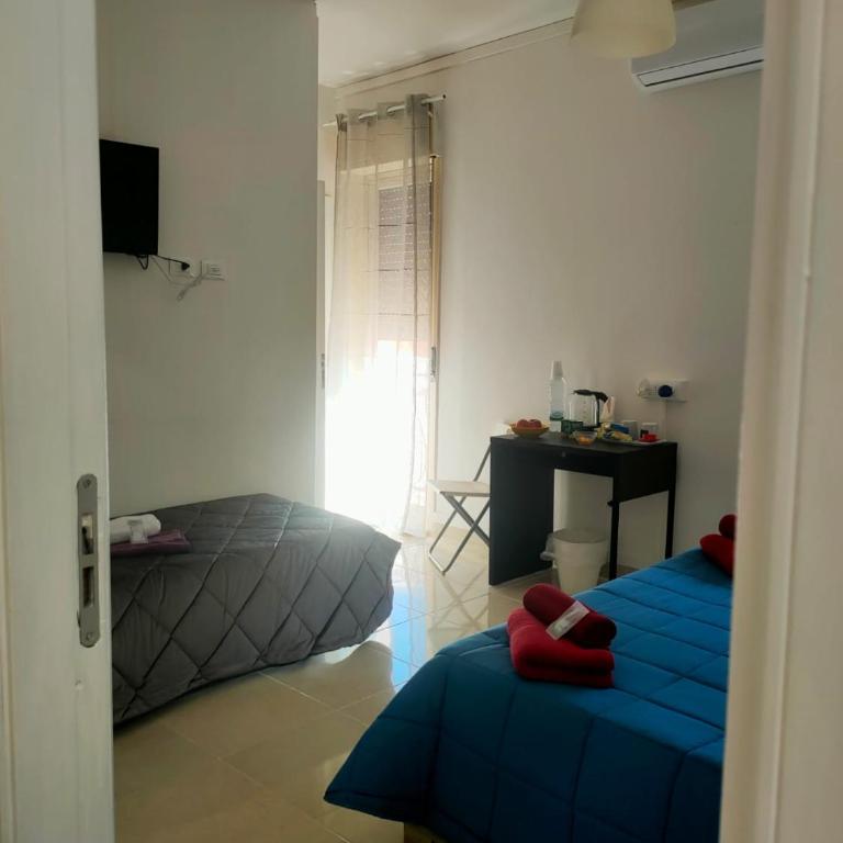 Bed and fly Aeroporto Catania - Triple Room with Private Bathroom - 3