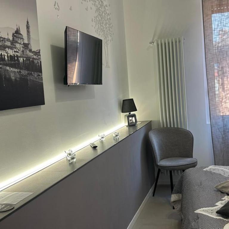 Comfort Accommodation Suite & Le Camere - Camera Deluxe Matrimoniale/Doppia con Letti Singoli con Vista Giardino - 6