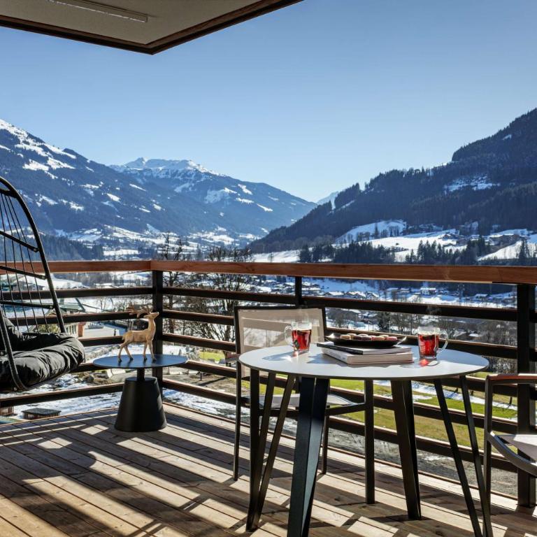 Grand Tirolia Kitzbühel - Member of Hommage Luxury Hotels Collection - Suite mit 1 Schlafzimmer mit Kingsize-Bett und Alpenblick - 8