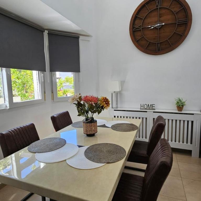 Villa with private pool and jacuzzi - EN10LT - Villa - 12