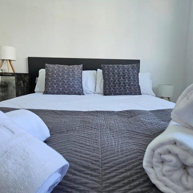 Villa with private pool and jacuzzi - EN10LT - Villa - 37