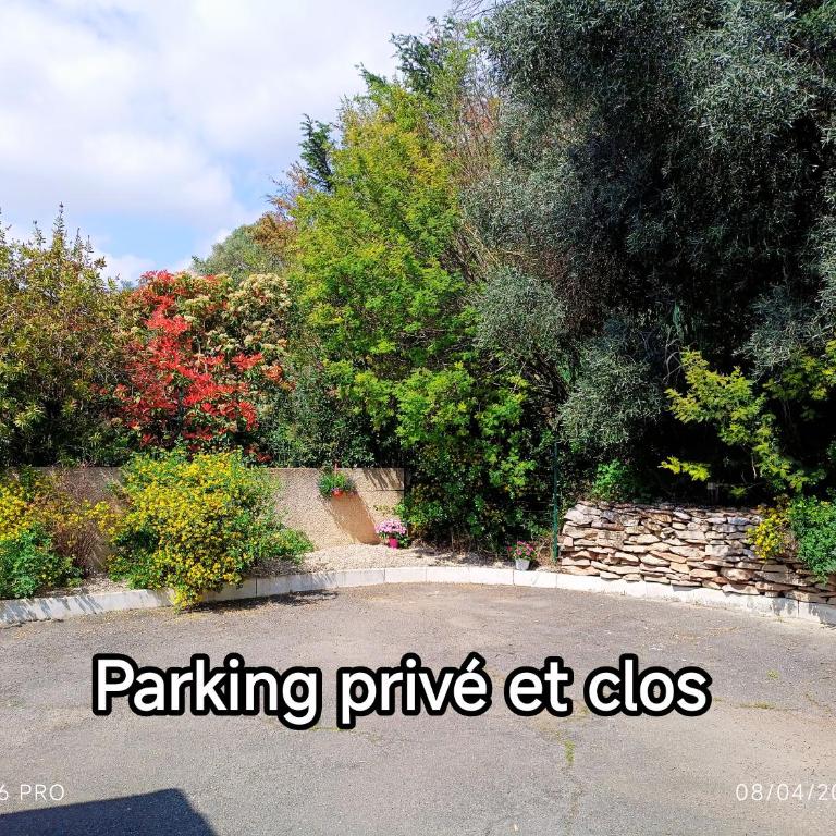 Au Pied De La Colline calme et détente Pézenas - Appartement 1 Chambre - 13