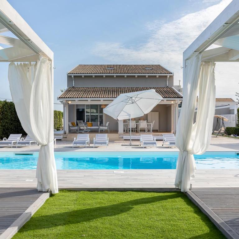 Villa Gemma mare e piscina riscaldata - Villa - 6