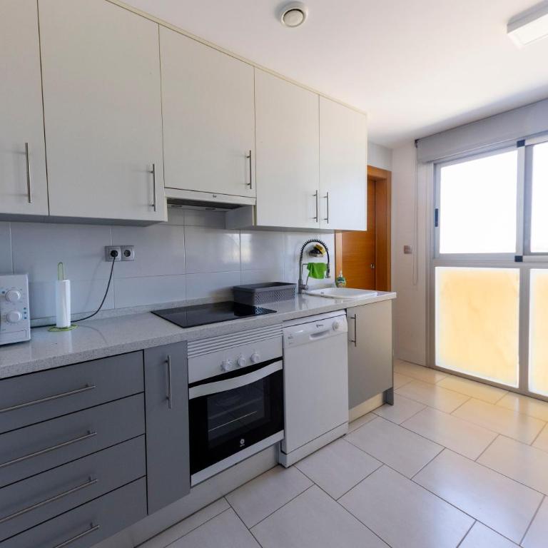 Apart Barlovento con piscina a 10 min de la playa - Apartamento Estándar de 3 dormitorios - 3