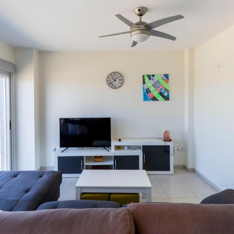 Apart Barlovento con piscina a 10 min de la playa - Apartamento Estándar de 3 dormitorios - 61