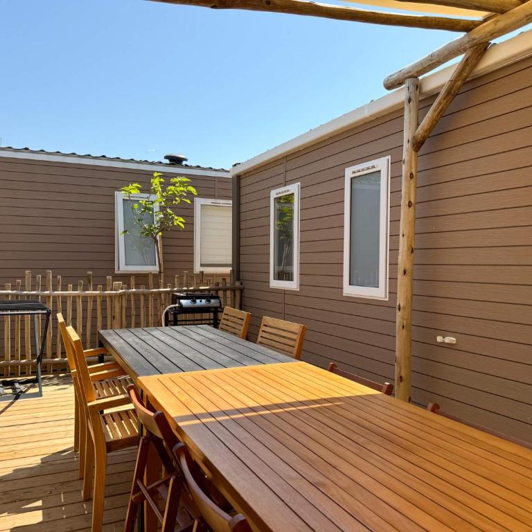 Camping La Clape Village - Bungalow Familial - 1