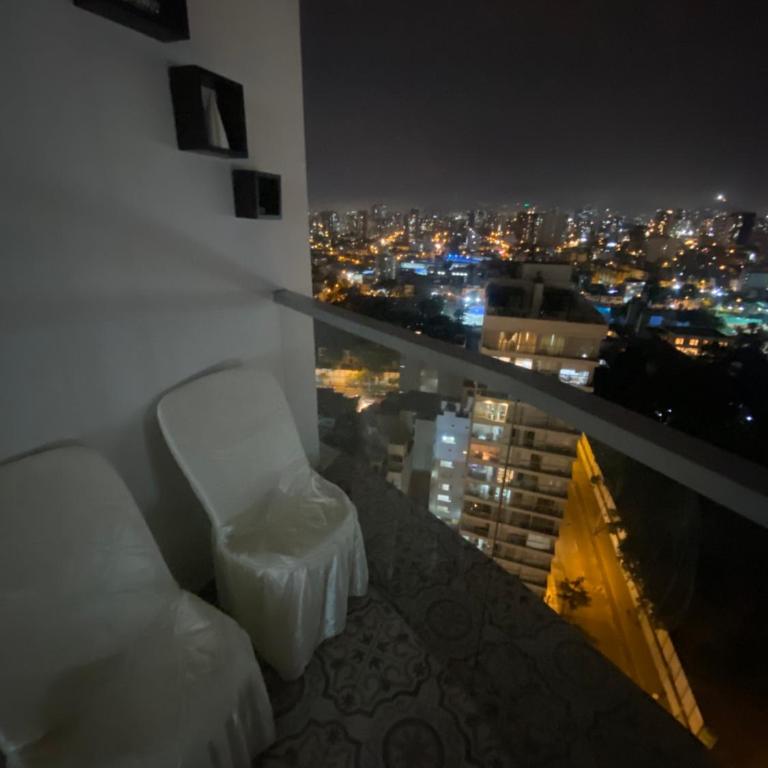 Vista piso 24 - Three-Bedroom Apartment - 18