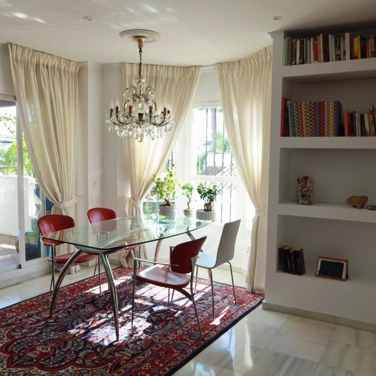 2 Bedroom Apartment Pool Views - Los Naranjos Marbella - Apartamento de 2 dormitorios - 5