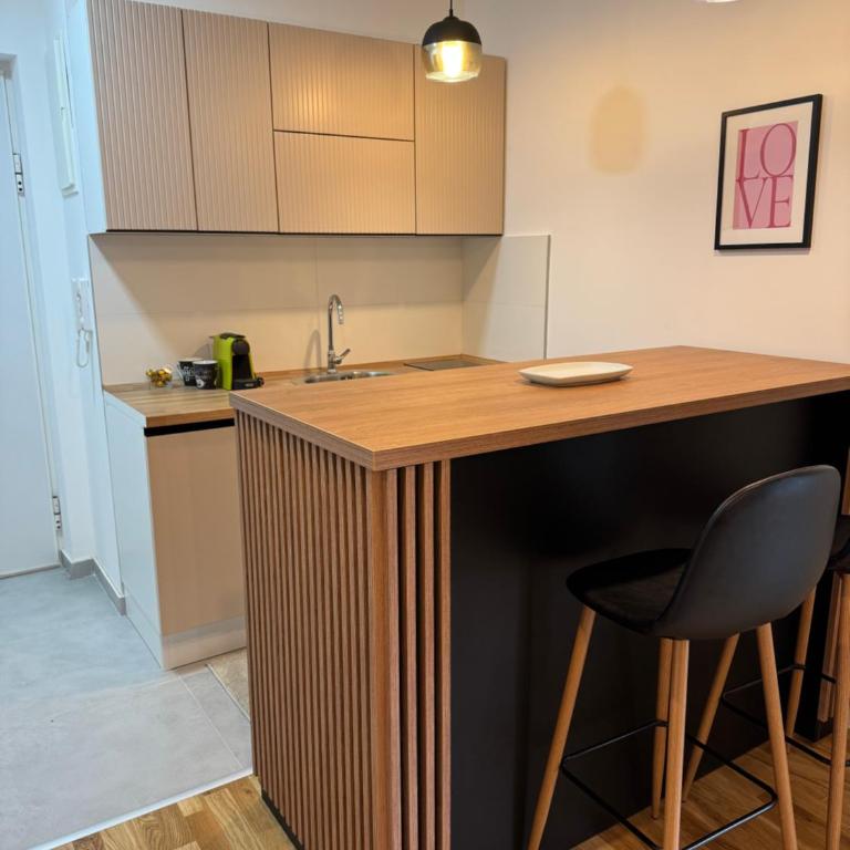 Z lux apartments - Studio Apartment - 6