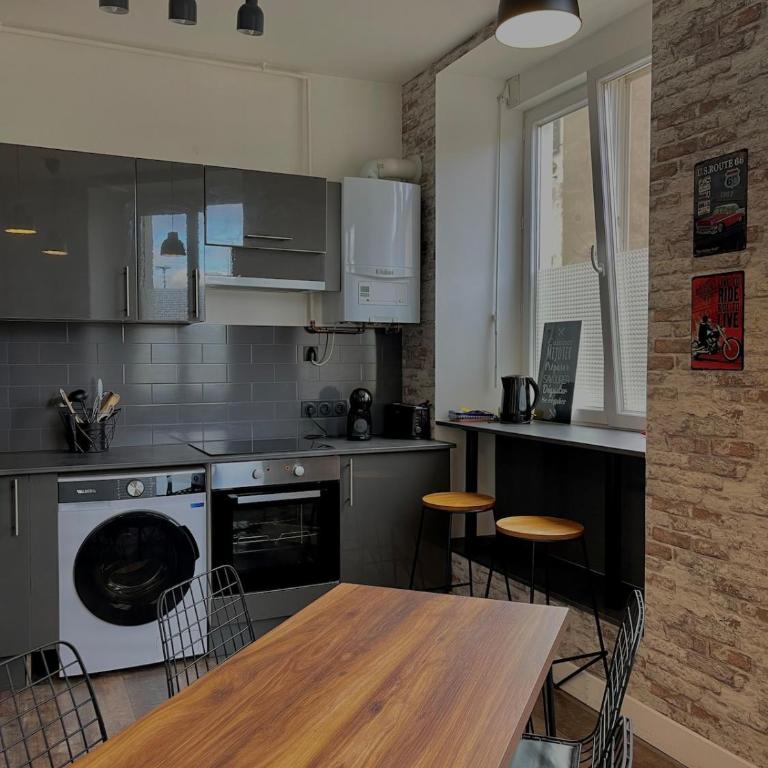 L'univers automobile au coeur de Mulhouse - Two-Bedroom Apartment - 8