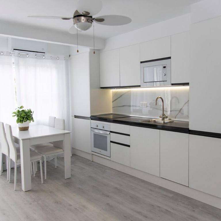 Seahomes Vacations - Center Apt Tossa de Mar - Apartamento de 2 dormitorios - 44