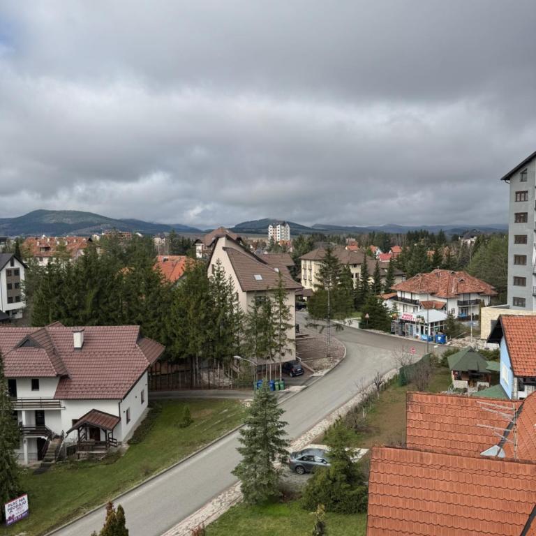Z lux apartments - One-Bedroom Apartment with Balcony - 5
