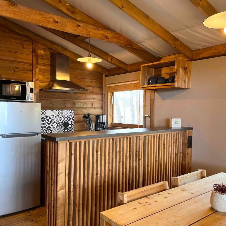 Camping la Tamarissière - Panoramic Cottage - 2