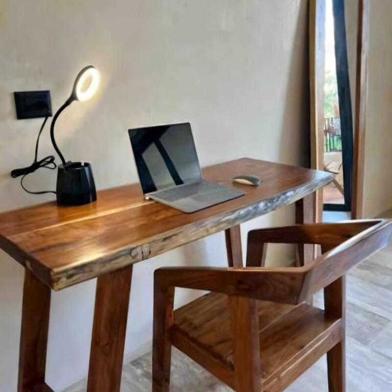 Xaana Private Pool 2 bed wifi 300 Mbps Rooftop - Two-Bedroom Apartment - 6
