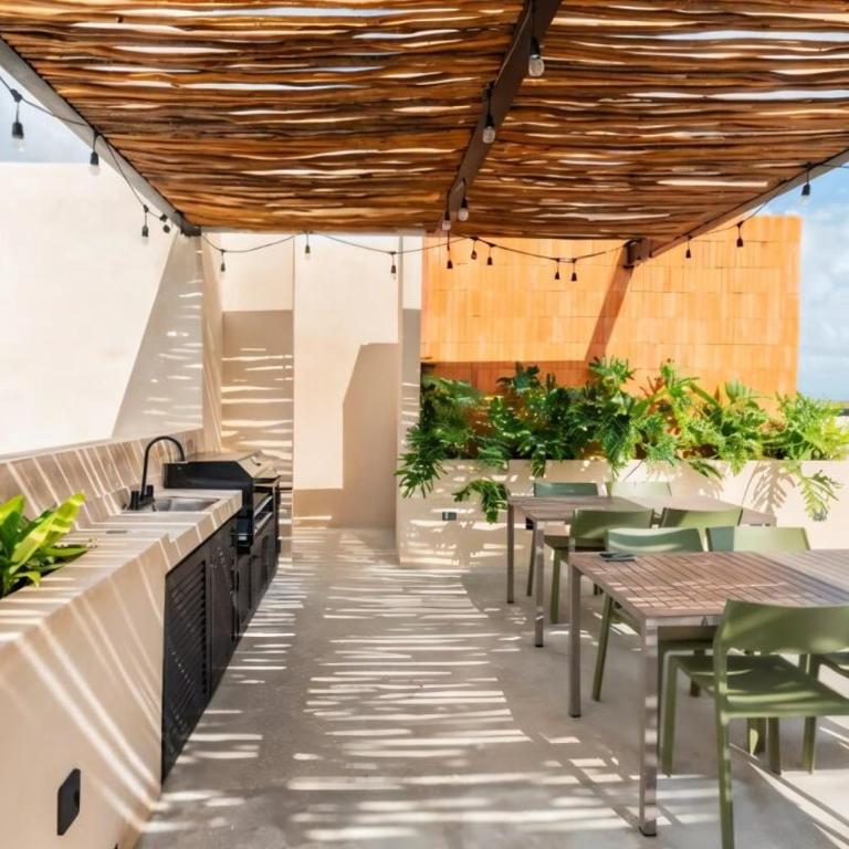 Xaana Private Pool 2 bed wifi 300 Mbps Rooftop - Two-Bedroom Apartment - 24
