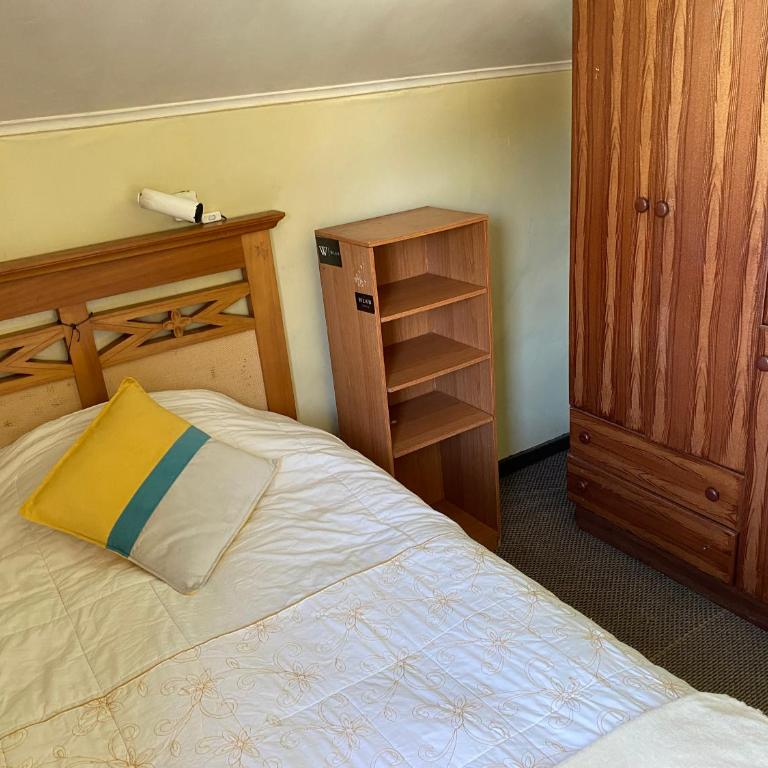 Departamento gris - Three-Bedroom Apartment - 24