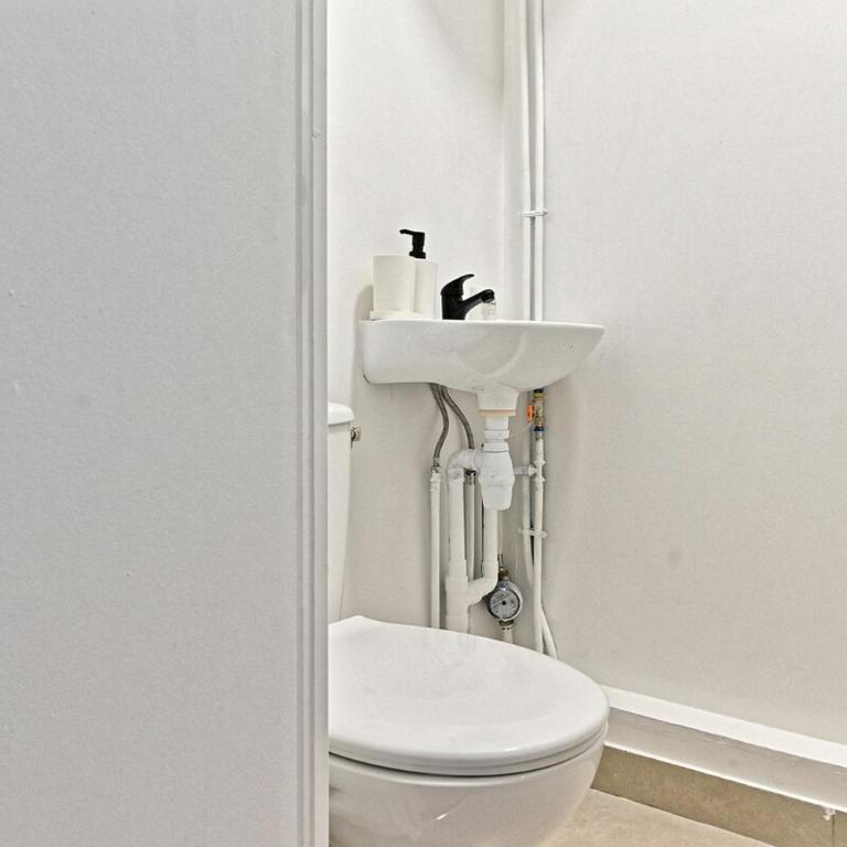 Studio situé dans le 11ème arrondissement - Studio - 12